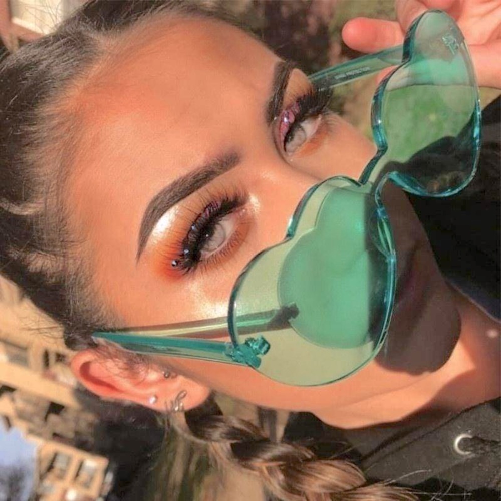 Cute Heart Shaped Trendy Sunglasses Hot Summer